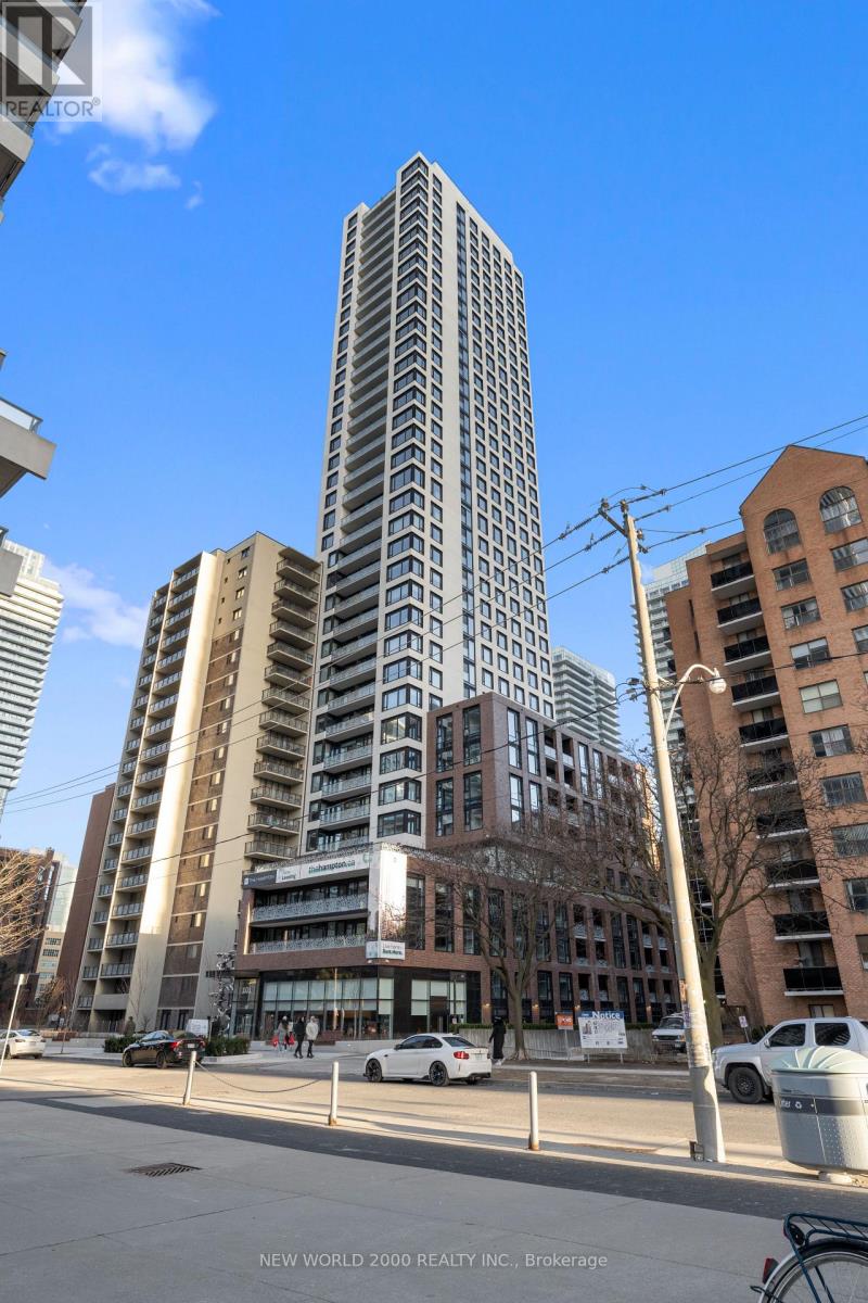 101 Roehampton Avenue, Toronto, ON