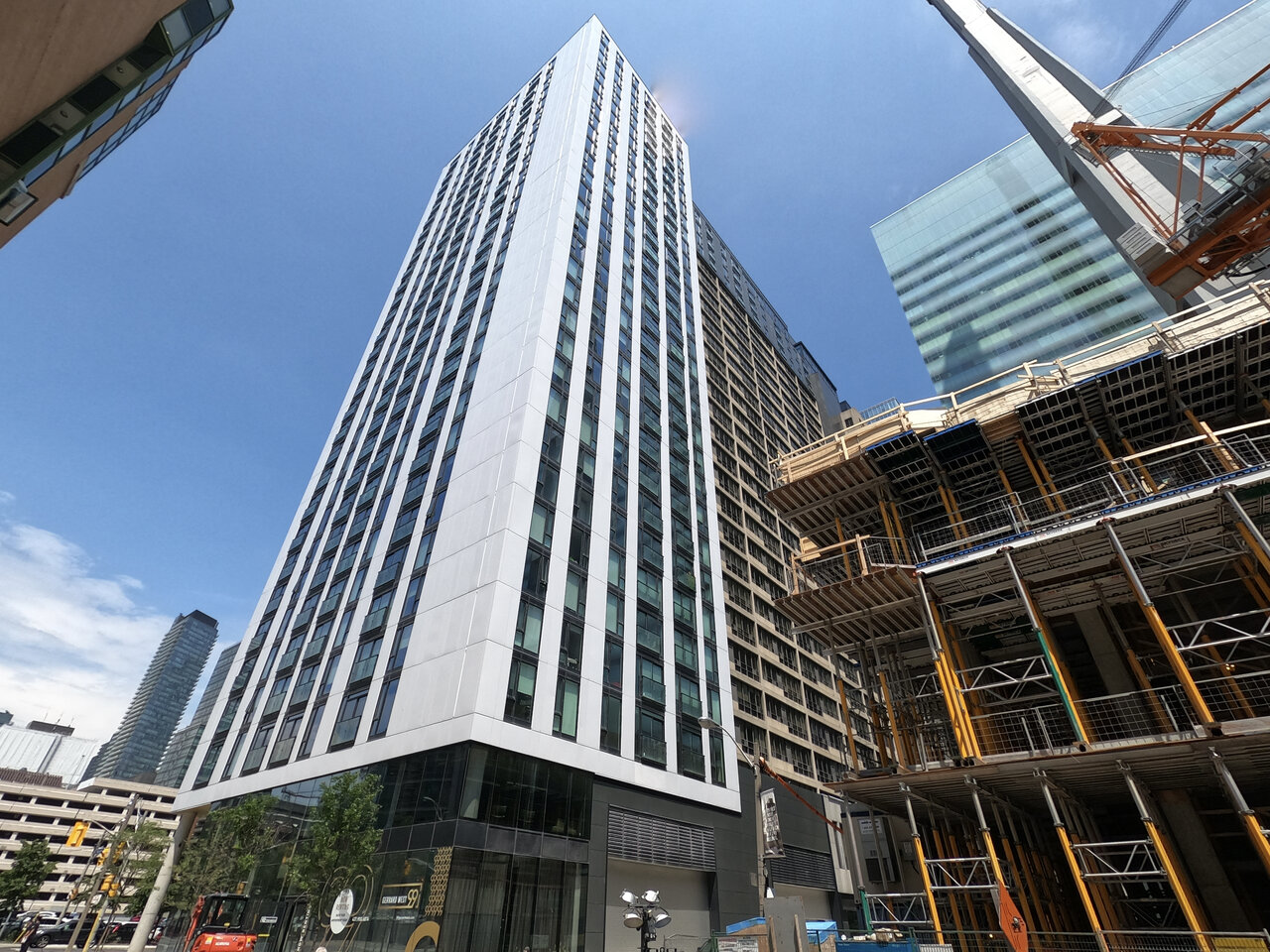 700 Bay Street, Toronto, ON